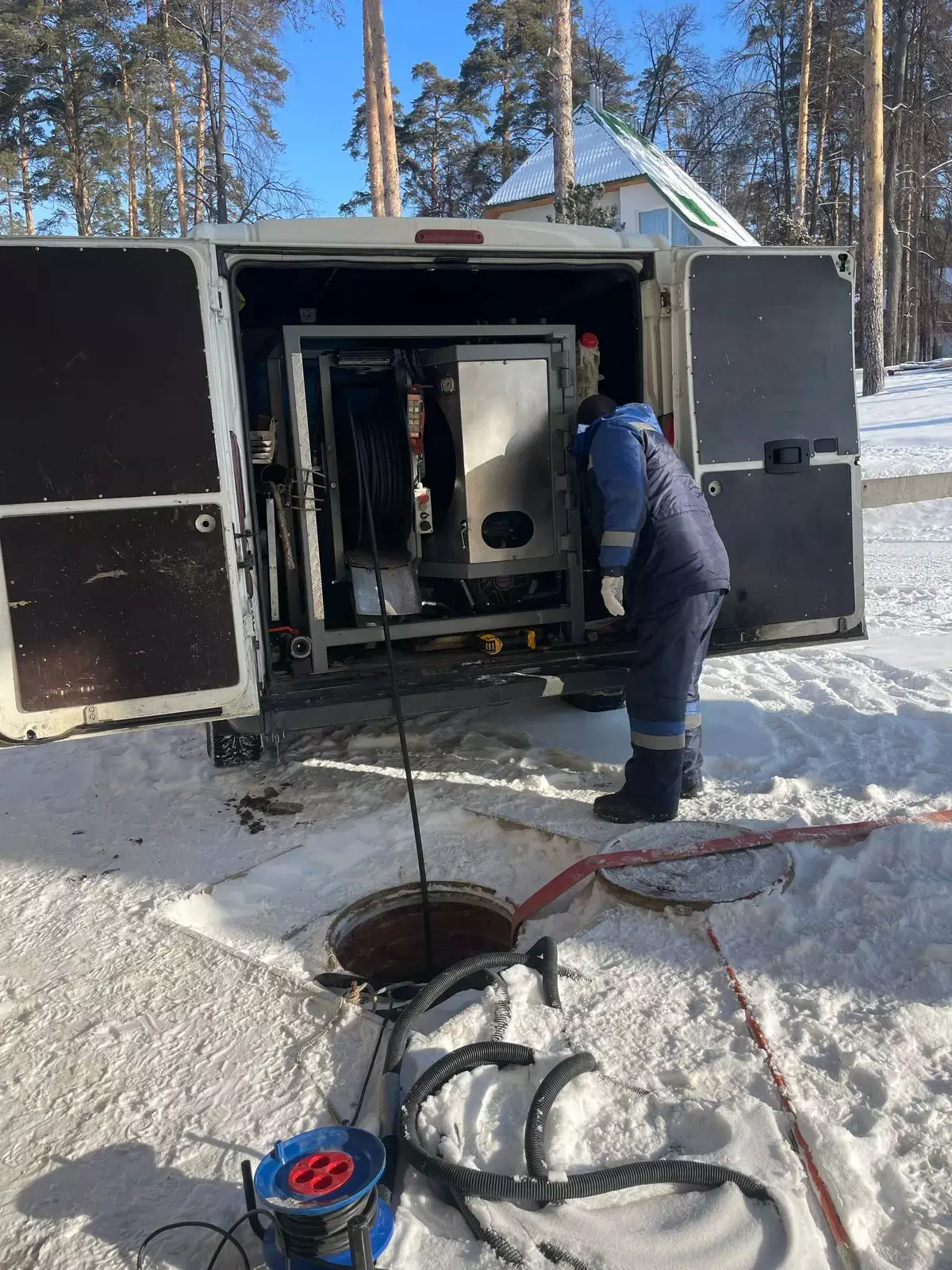 Разморозка канализационных труб в Набережных Челнах | Срочный отогрев 24/7